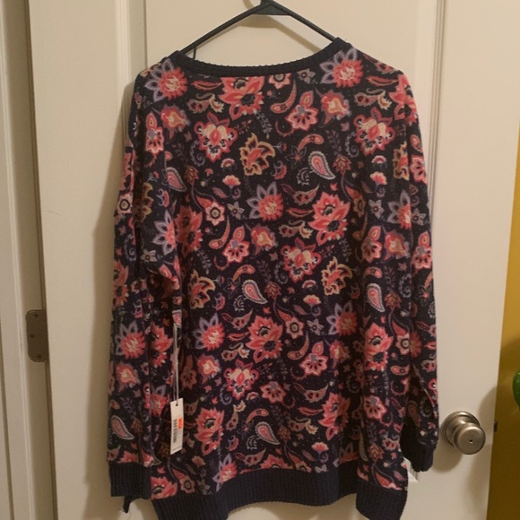 Simply Southern Floral Paisley Sweatshirt - Navy and Pink - Picture 4 of 4